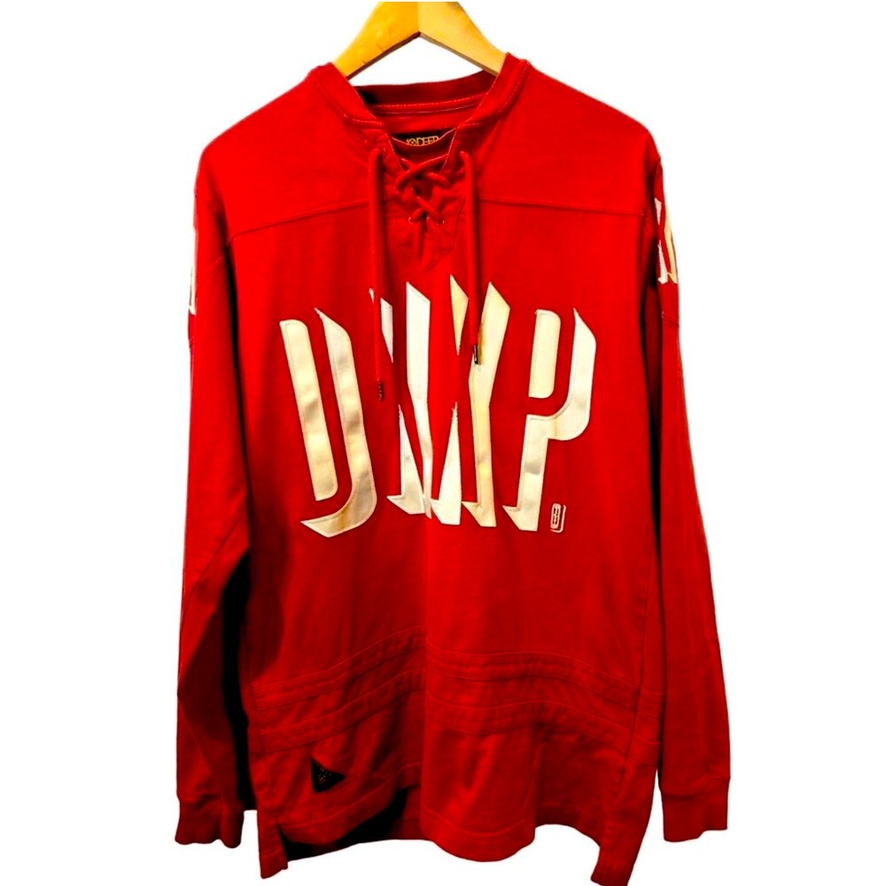 30% PRICE DROP!! (Was $129)

10 Deep men's long sleeve sweatshirt medium